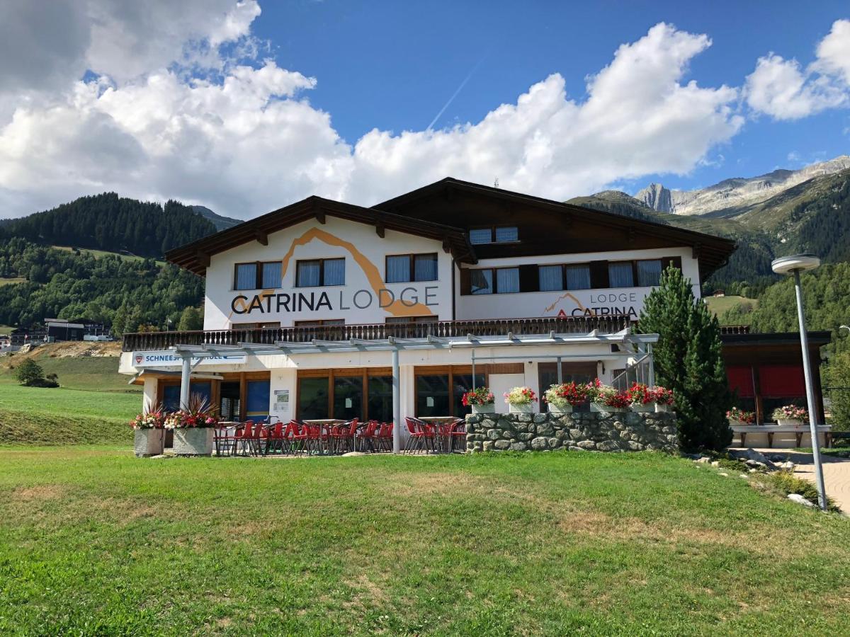 Catrina Lodge Disentis Bagian luar foto