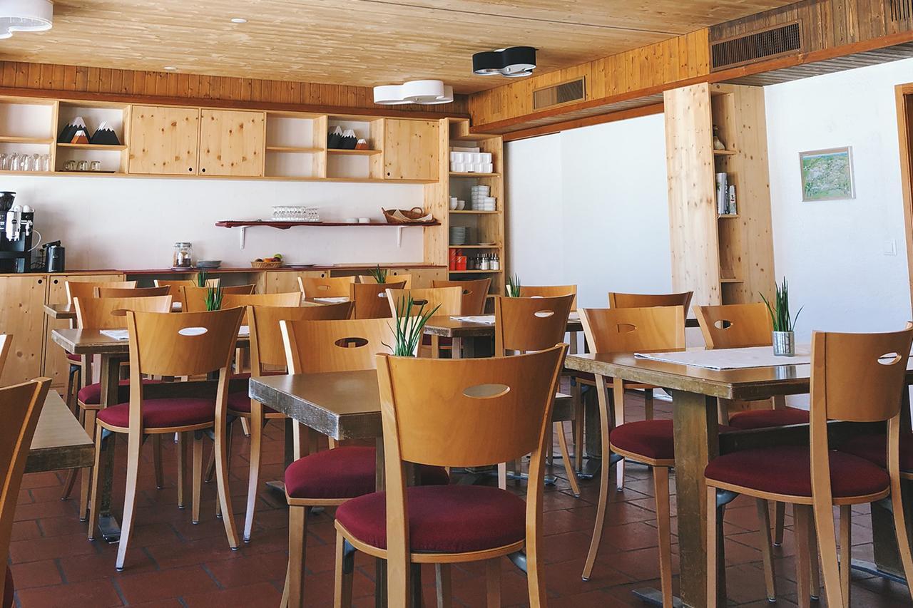 Catrina Lodge Disentis Bagian luar foto